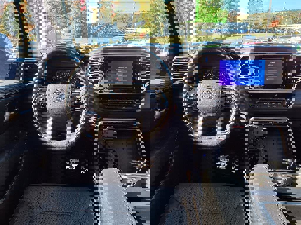 Used 2023 Toyota Tundra SR5 image 8