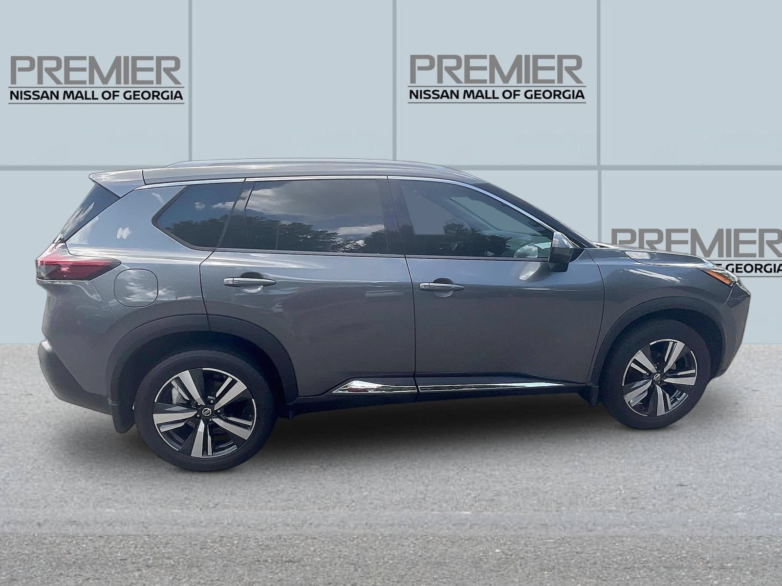 Used 2021 Nissan Rogue SL w/ Premium Package FWD image 8