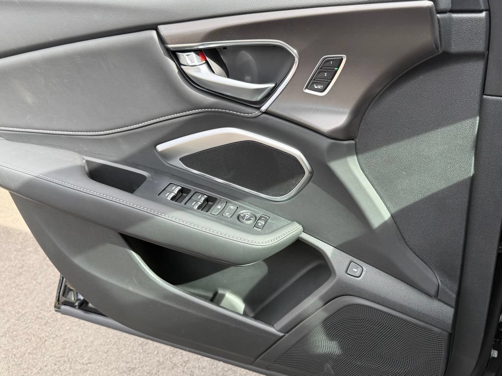 New 2026 Acura RDX SH-AWD image 27