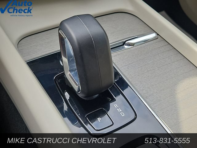 Used 2023 Volvo XC60 B5 Plus AWD/4WD image 20