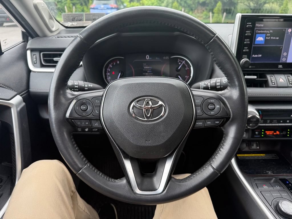 Used 2019 Toyota RAV4 Limited w/ Advanced Technology Package AWD/4WD image 10