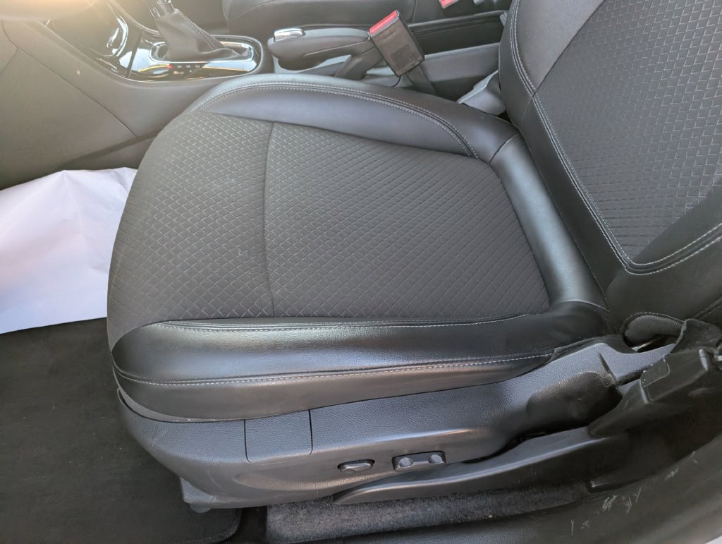 Used 2018 Buick Encore Preferred FWD image 16