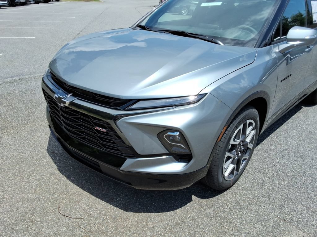 New 2026 Chevrolet Blazer RS w/ Driver Confidence II Package FWD image 9