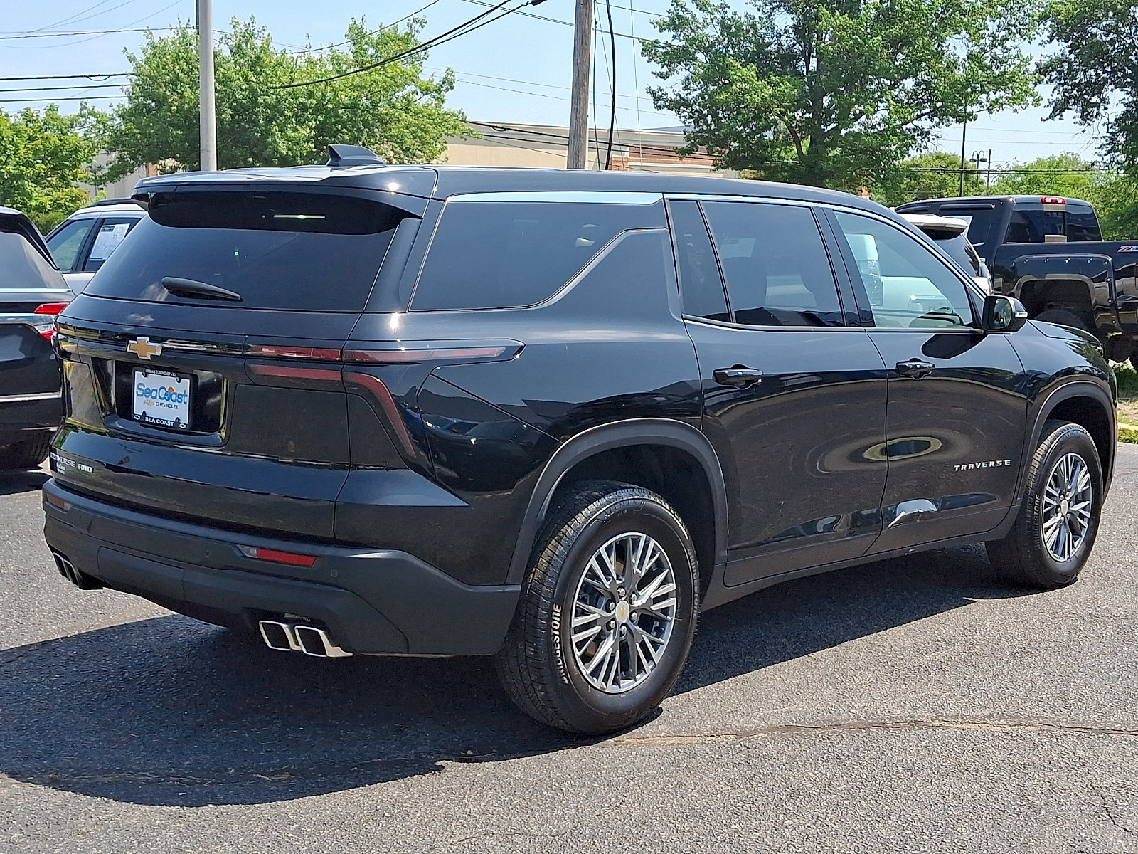 Used 2024 Chevrolet Traverse LS w/ LPO, Floor Liner Package AWD/4WD image 7