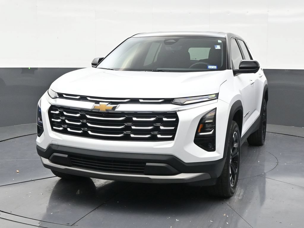 Used 2025 Chevrolet Equinox LT w/ Safety and Technology Package FWD image 8