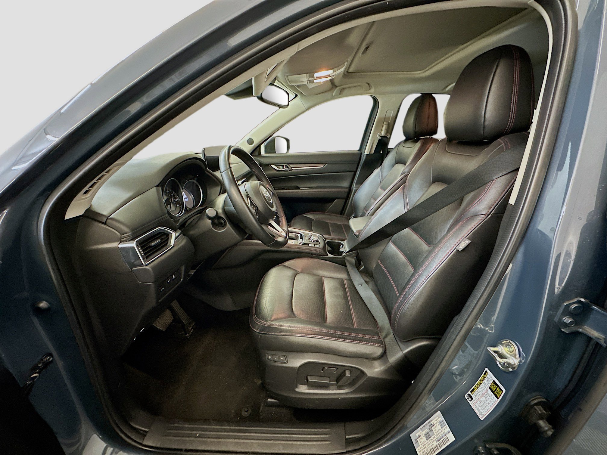 Used 2024 MAZDA CX-5 Carbon Edition image 13