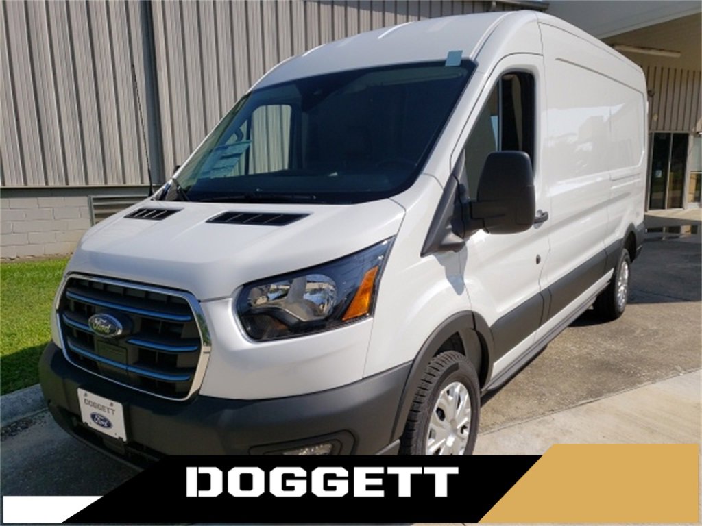New 2023 Ford E-Transit Medium Roof