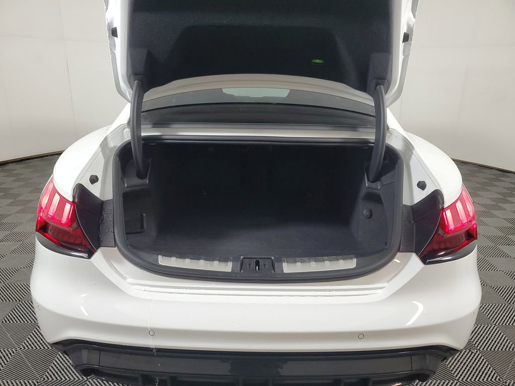 Used 2024 Audi e-tron GT Premium Plus image 8