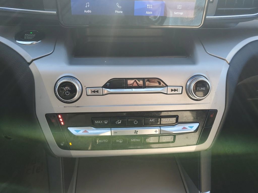 Used 2021 Ford Explorer XLT w/ Equipment Group 202A image 16