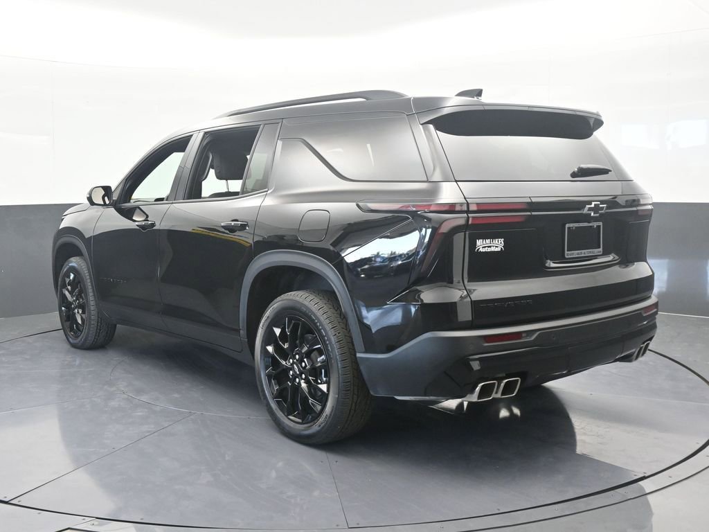 Used 2025 Chevrolet Traverse LT w/ Midnight/Sport Edition image 4