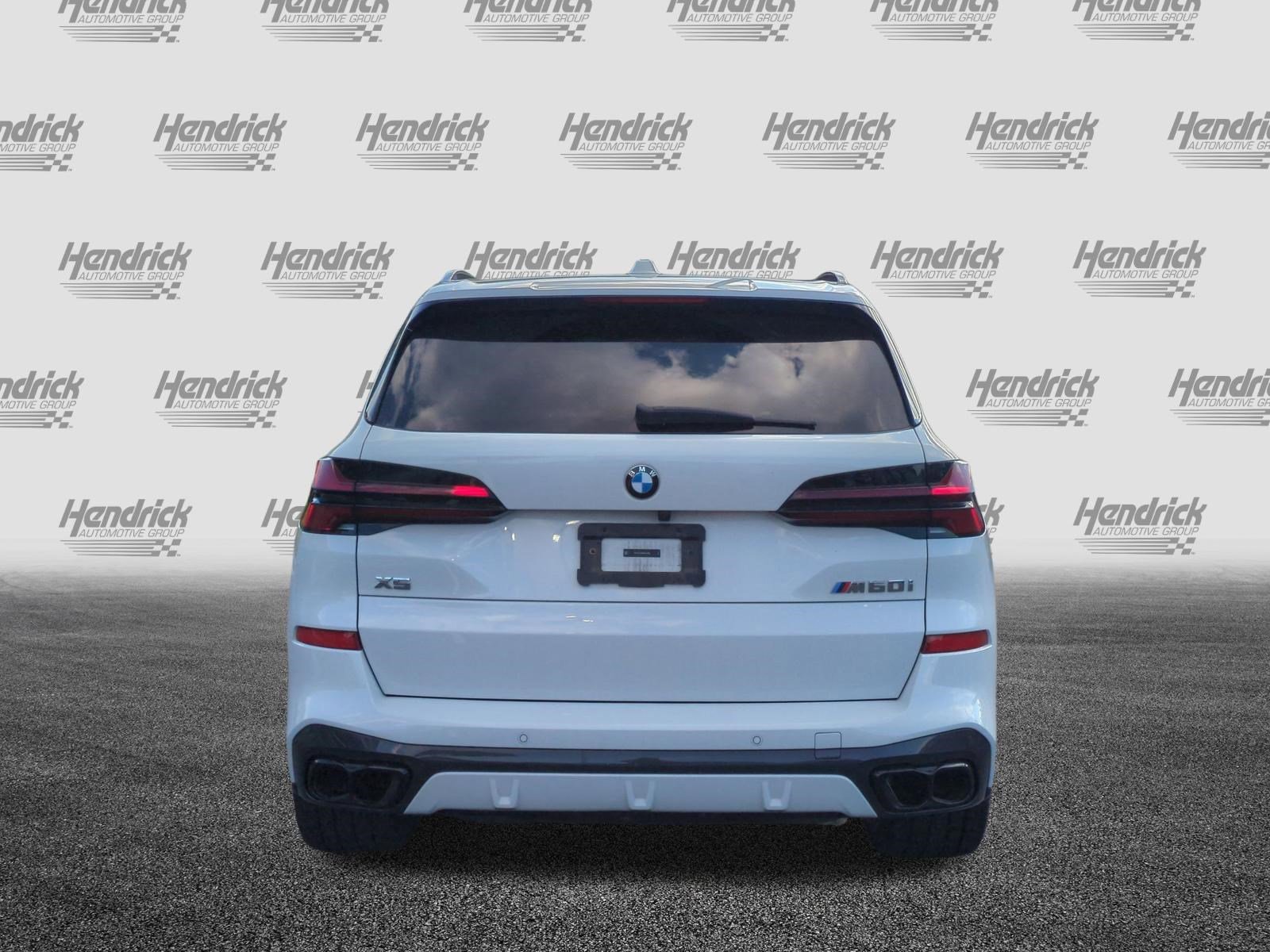 Certified 2024 BMW X5 M60i AWD/4WD image 9