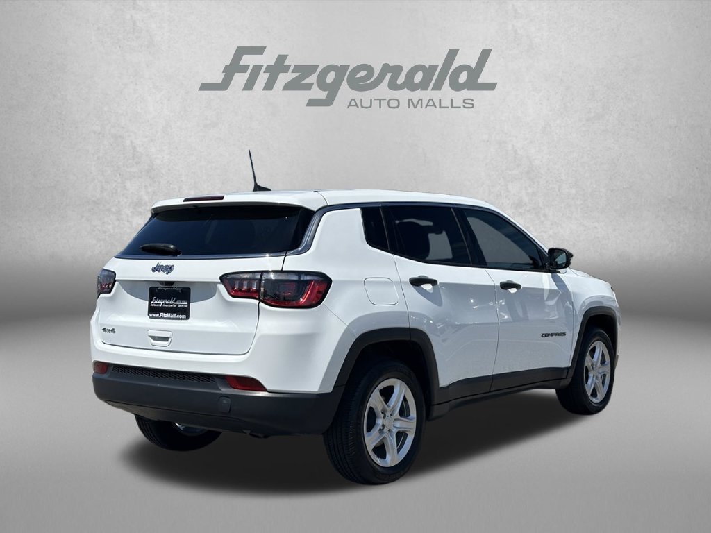 Used 2023 Jeep Compass Sport AWD/4WD image 5