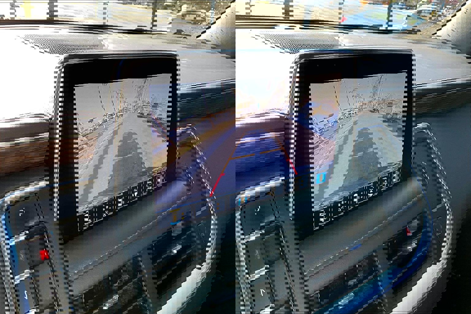 Used 2021 Chevrolet Suburban High Country image 24