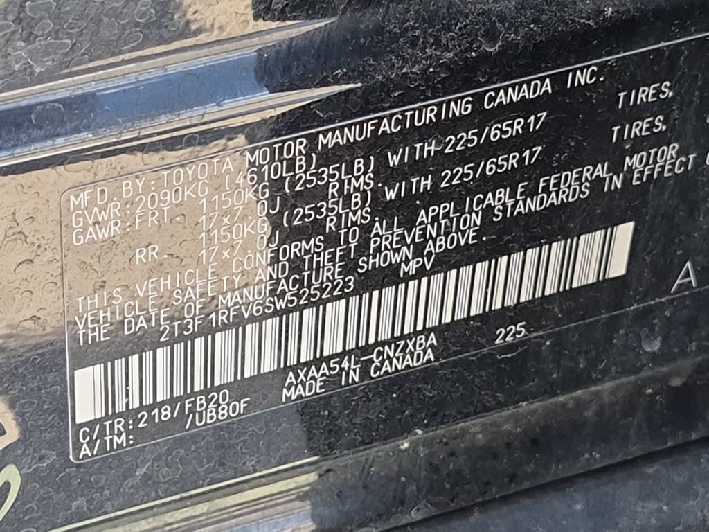Used 2025 Toyota RAV4 LE AWD/4WD image 30