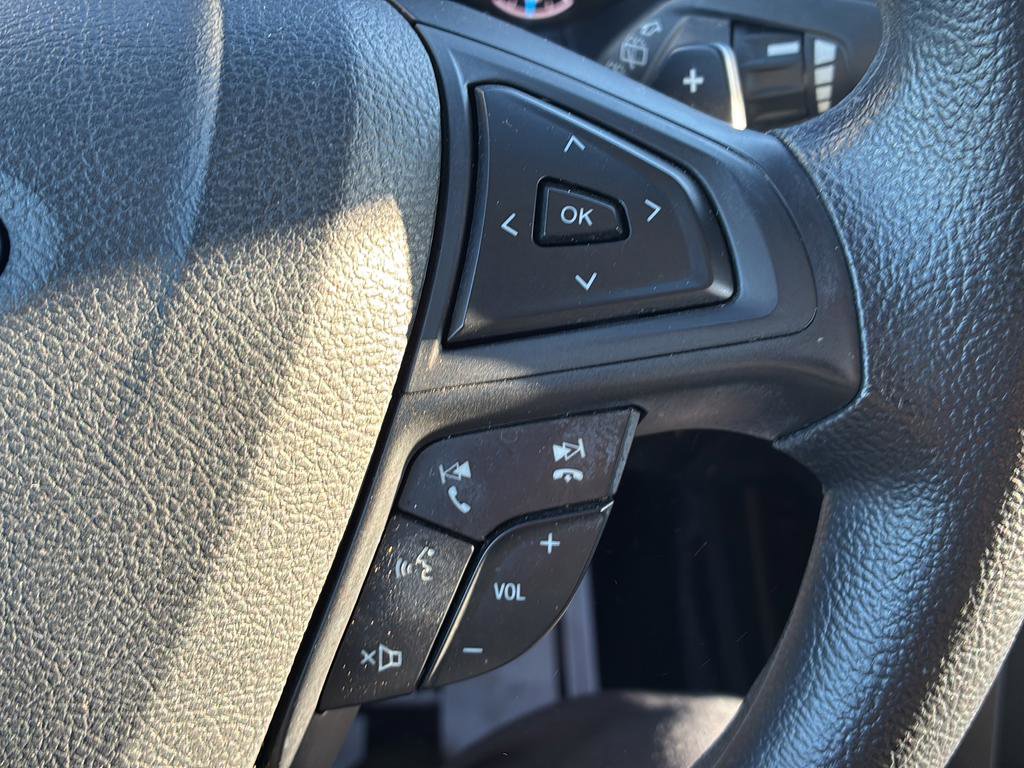 Used 2018 Ford Edge SE image 28