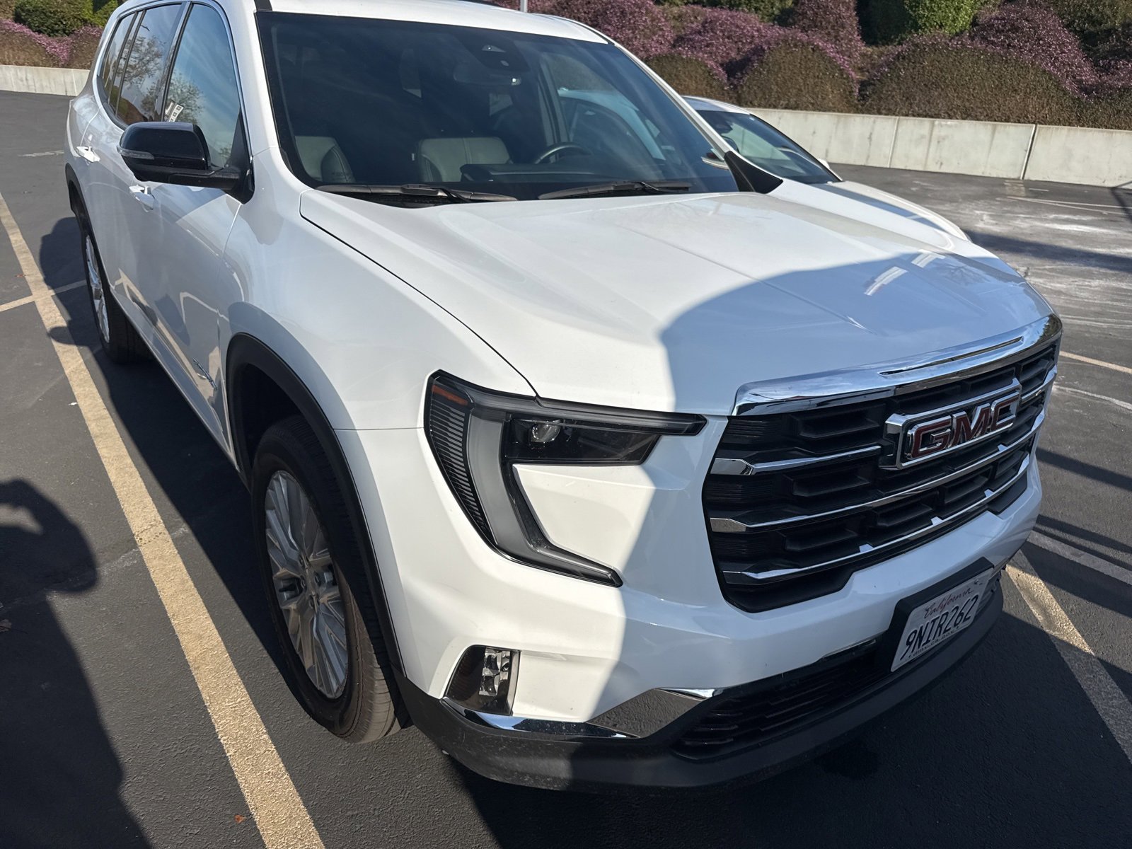 Used 2024 GMC Acadia Elevation