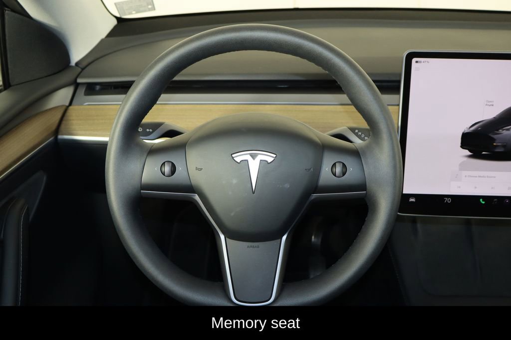 Used 2023 Tesla Model Y 2WD image 7