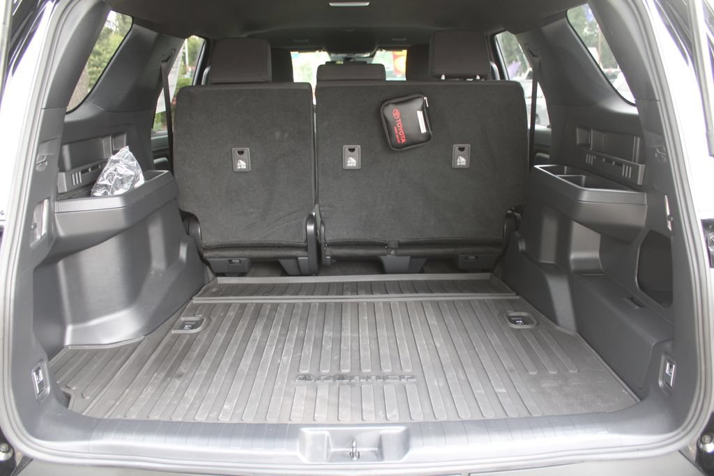 Used 2025 Toyota 4Runner TRD Sport AWD/4WD image 13
