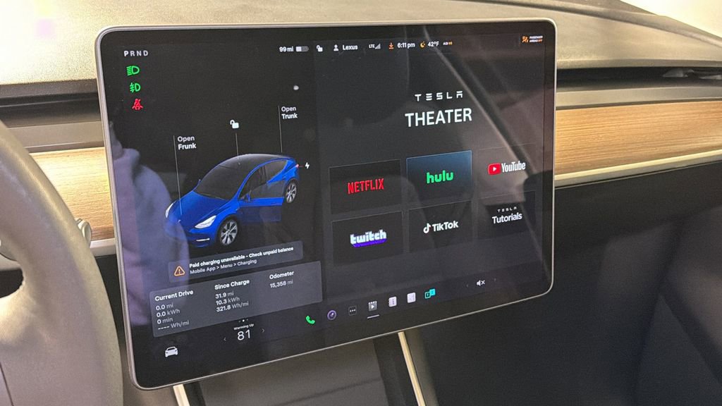 Used 2021 Tesla Model Y Standard Range image 24