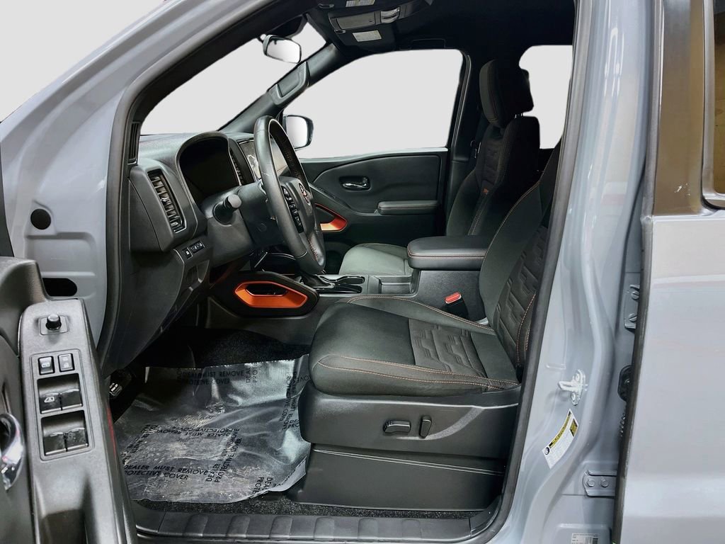 Used 2024 Nissan Frontier PRO-4X w/ Technology Package image 20