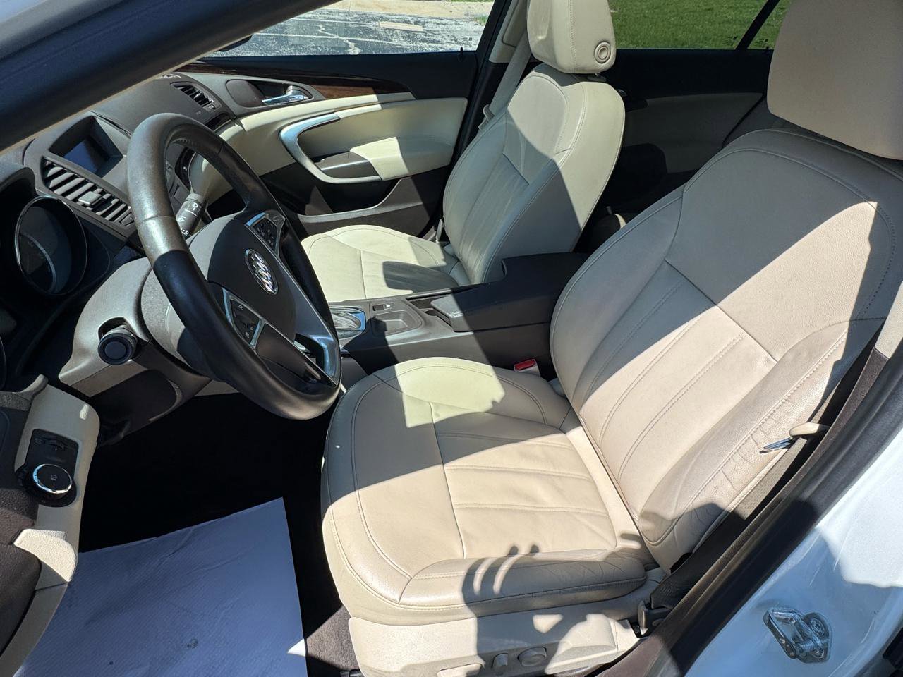 Used 2011 Buick Regal CXL w/ RL2 Preferred Equipment Group image 23