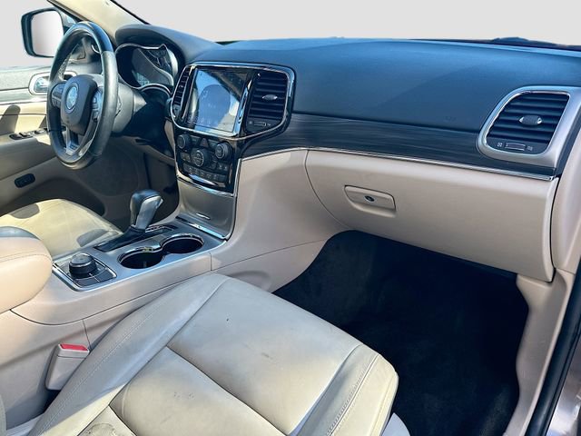 Used 2019 Jeep Grand Cherokee Limited image 31