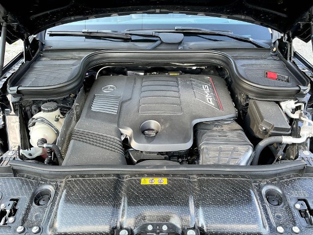 Used 2024 Mercedes-Benz GLE 53 AMG 4MATIC Coupe w/ Driver Assistance Package image 31