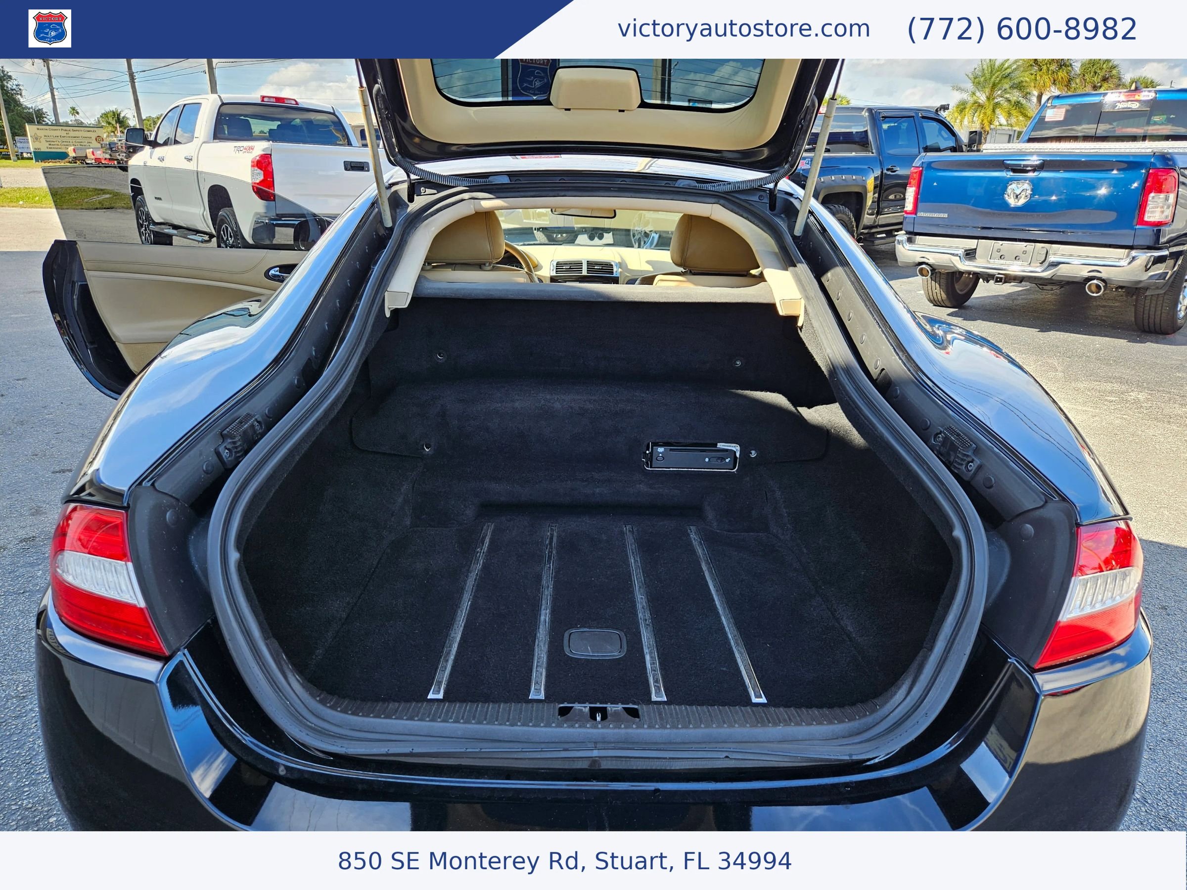 Used 2012 Jaguar XK Coupe image 35