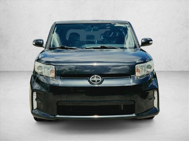 Used 2015 Scion xB FWD image 2