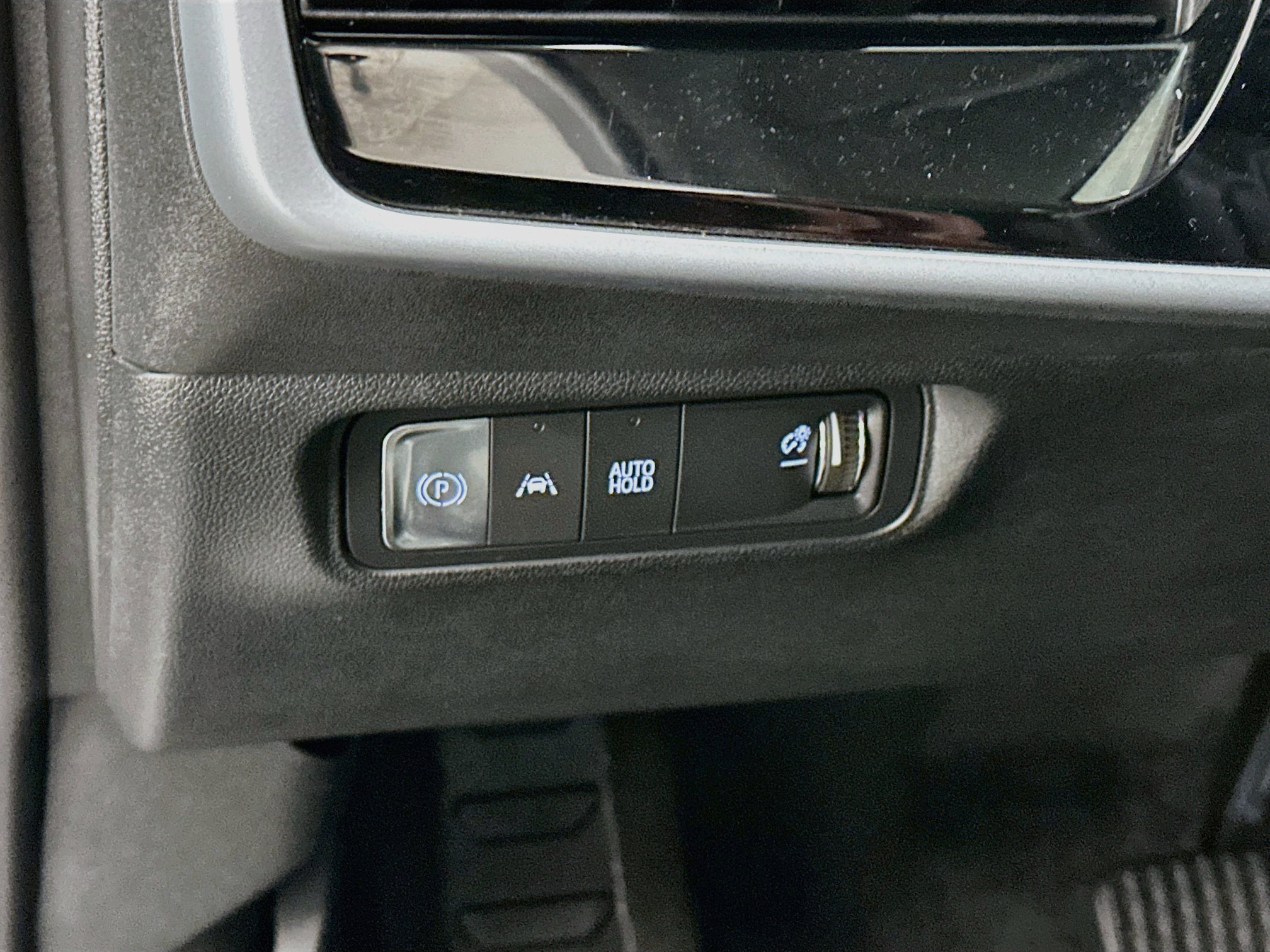 Used 2025 Honda Prologue EX image 17