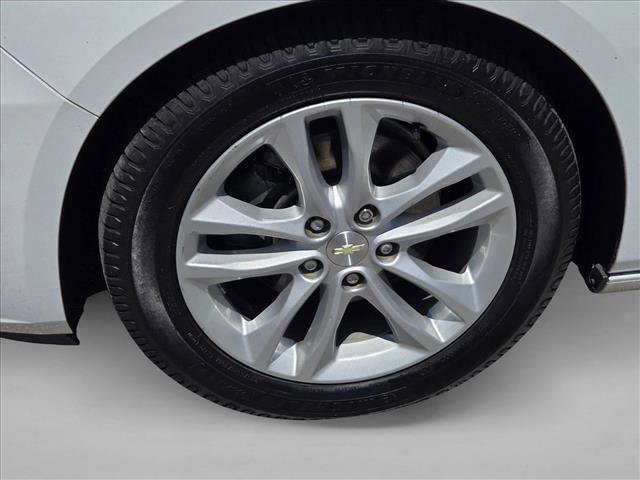 Used 2018 Chevrolet Malibu LT FWD image 22