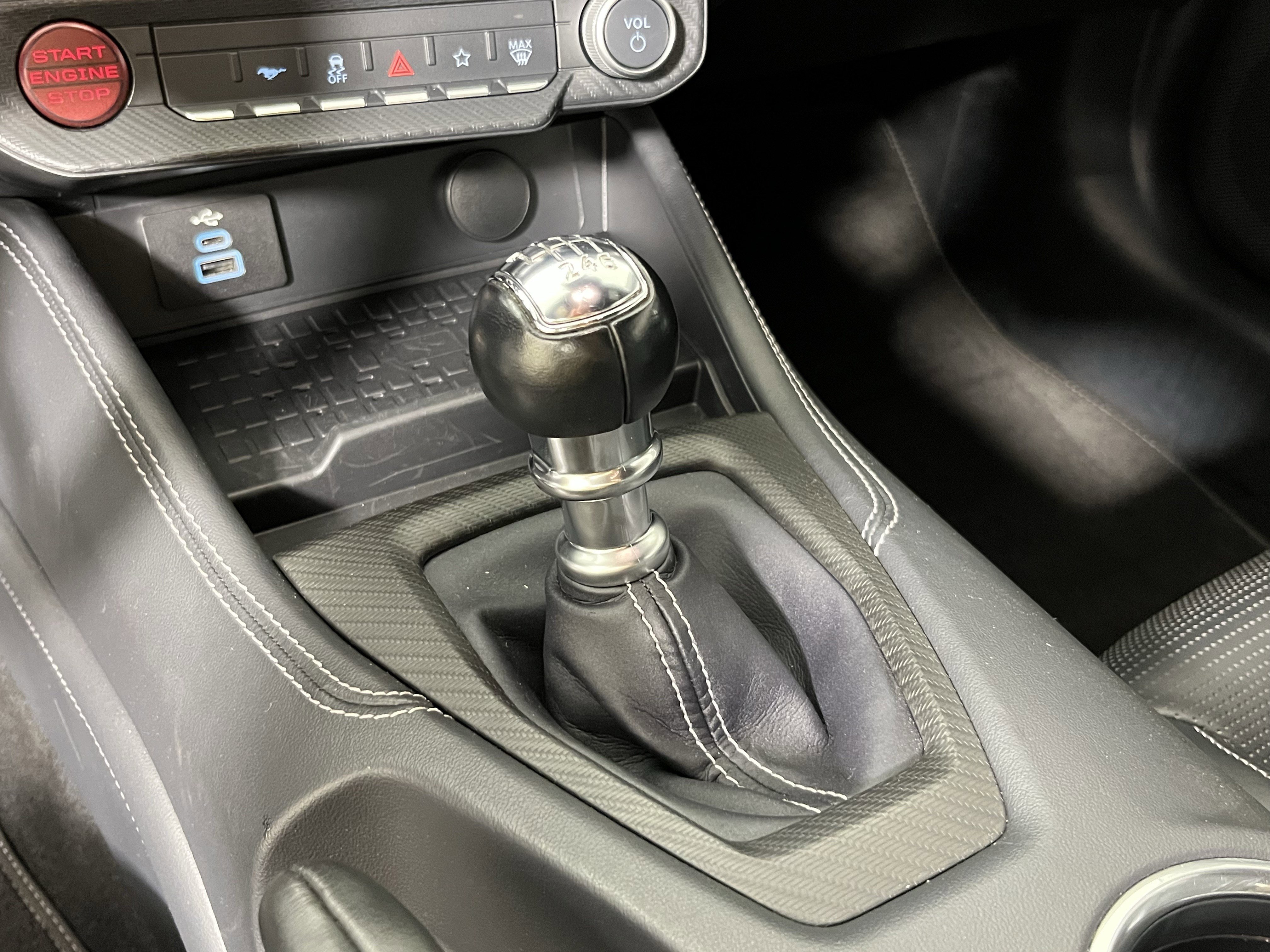 Used 2024 Ford Mustang GT Premium w/ GT Performance Package RWD image 18