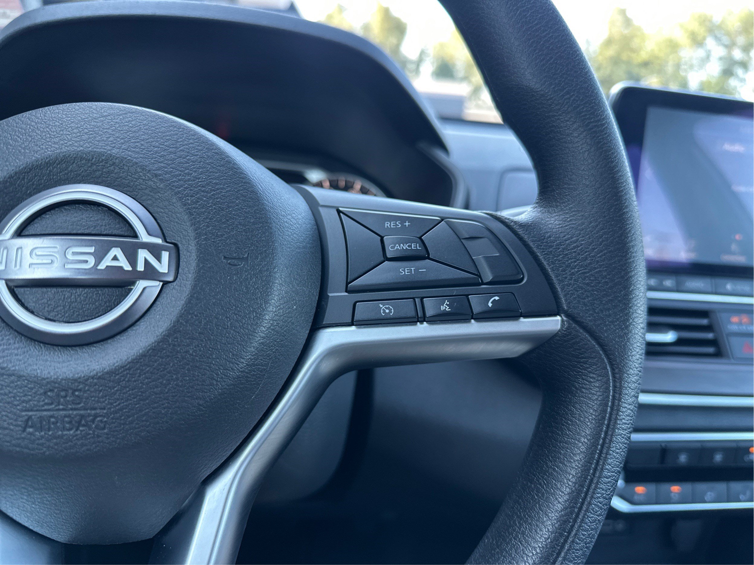 Used 2024 Nissan Altima 2.5 SV FWD image 33