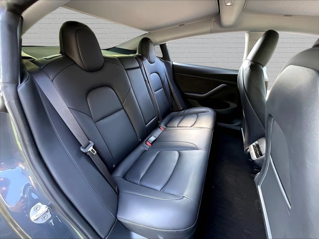 Used 2023 Tesla Model 3 Standard Range RWD image 18