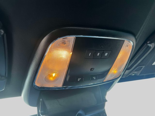Used 2019 Chrysler 300 S RWD image 28