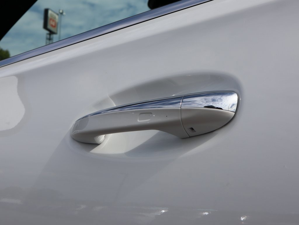 New 2026 Mercedes-Benz GLS 450 4MATIC image 26