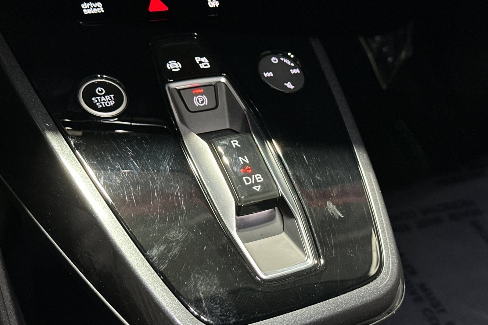 Certified 2023 Audi Q4 e-tron Premium AWD/4WD image 20