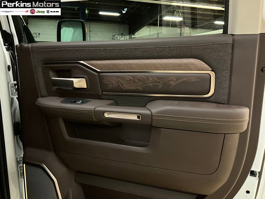 New 2026 RAM 2500 Limited image 18