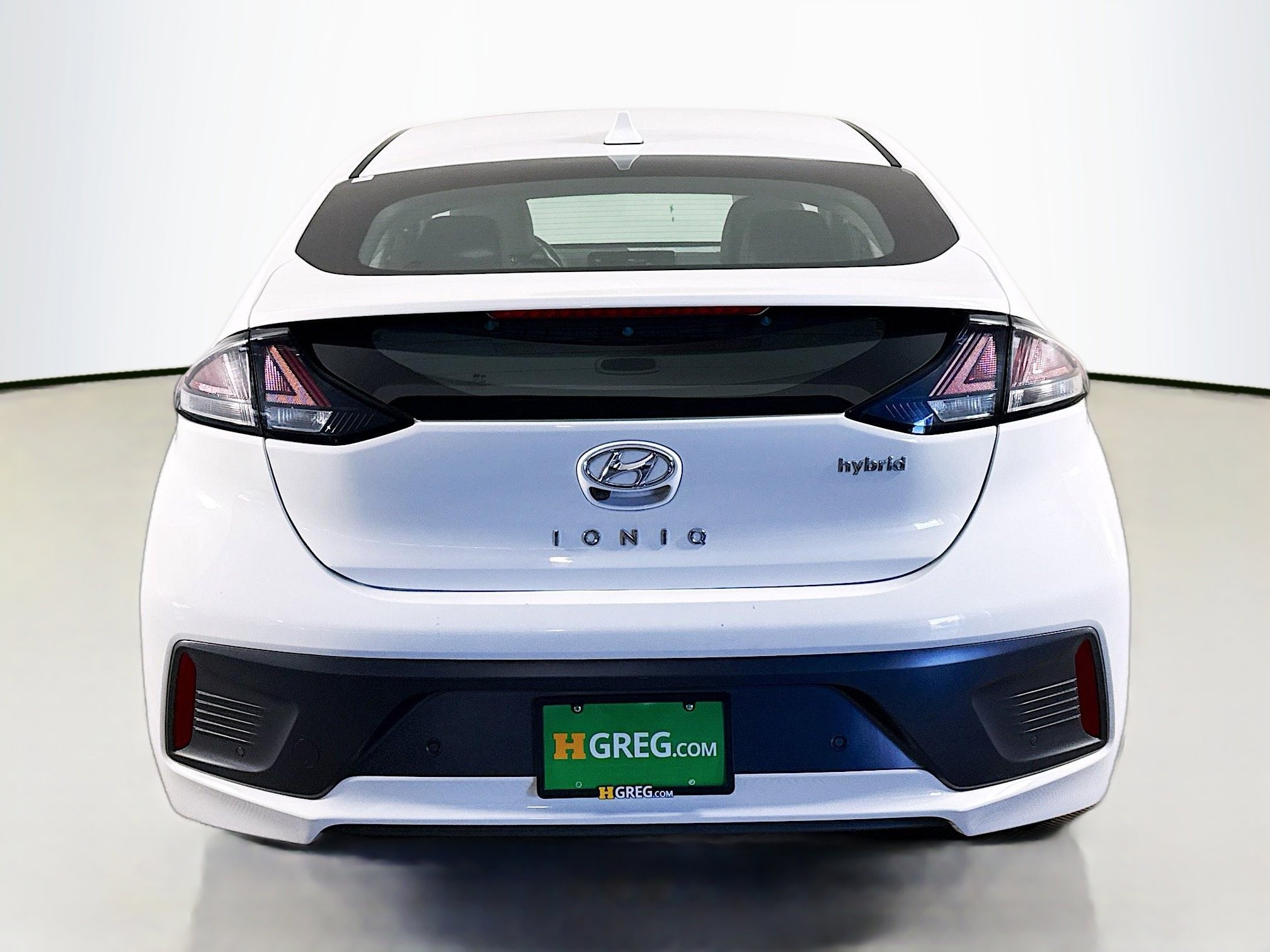 Used 2020 Hyundai Ioniq Limited image 8