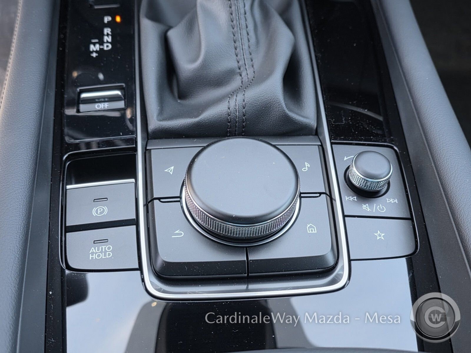 New 2026 MAZDA MAZDA3 Hatchback w/Premium Plus Pkg image 22