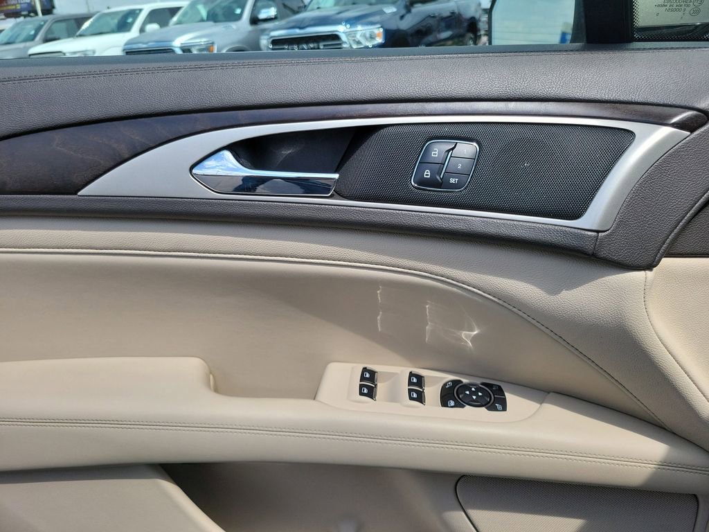 Used 2017 Lincoln MKZ Reserve w/ Technology Package AWD/4WD image 20