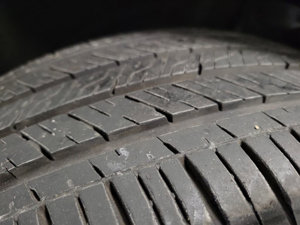 Used 2023 GMC Terrain SLT image 11