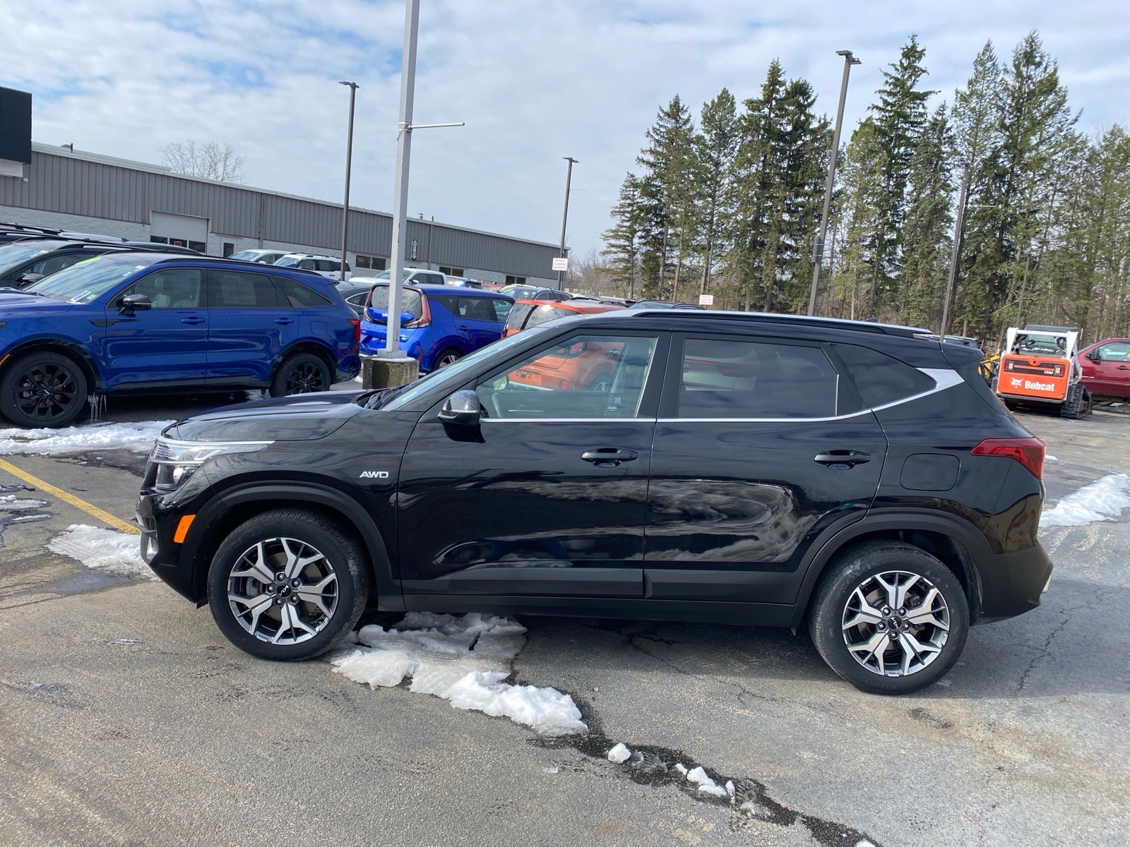 Certified 2023 Kia Seltos EX image 5