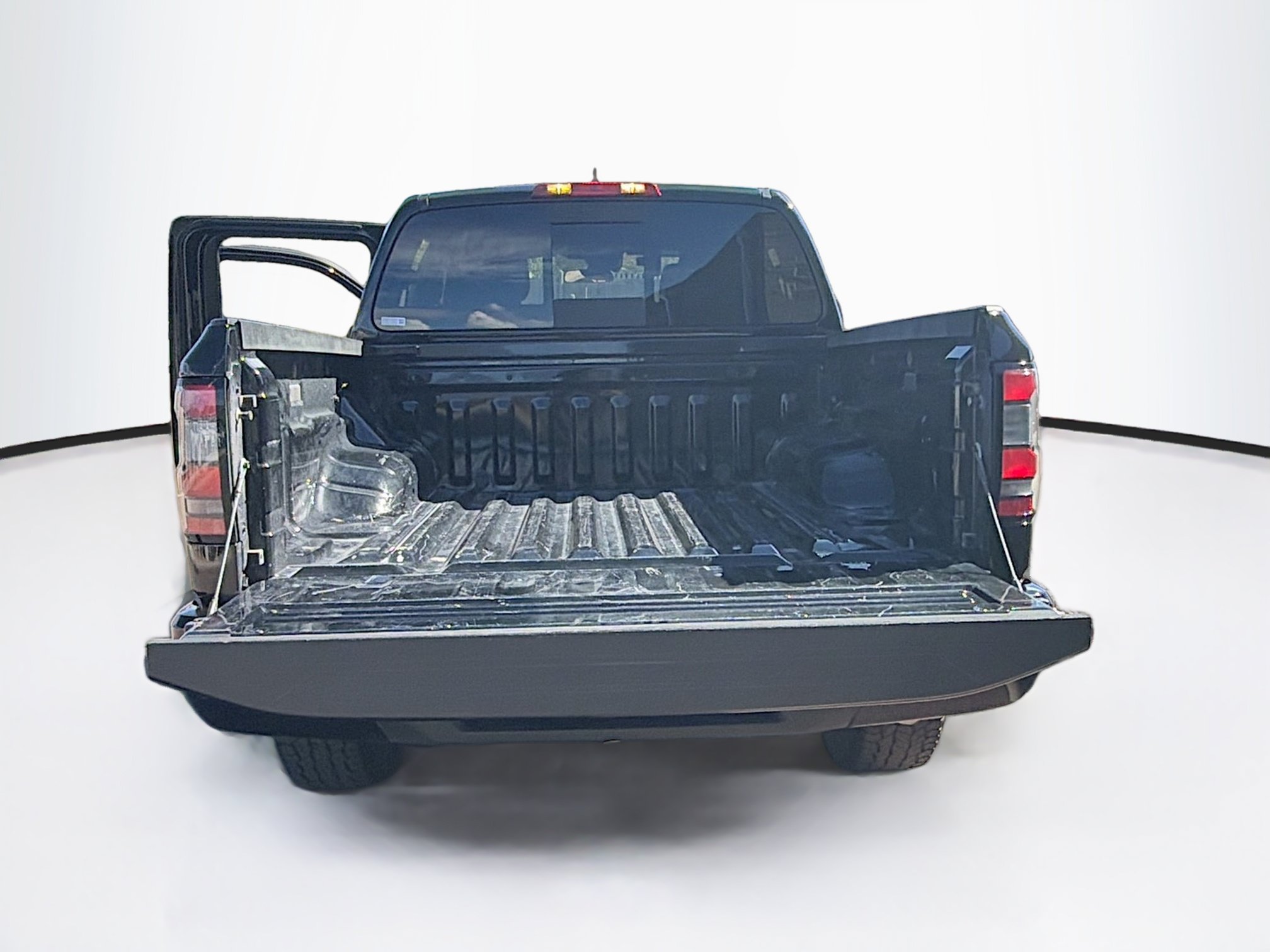 Used 2026 Nissan Frontier PRO-4X AWD/4WD image 28