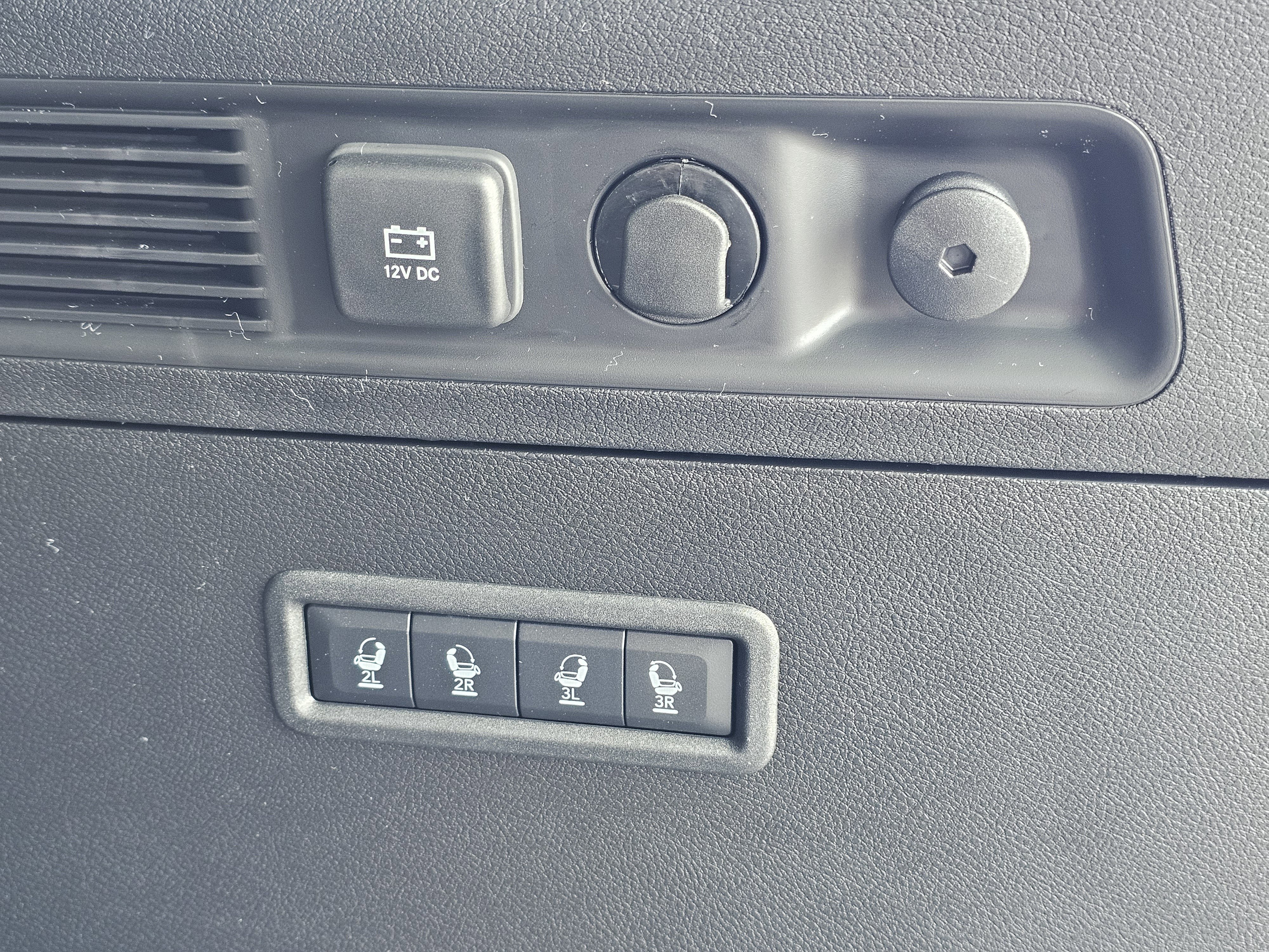 New 2026 Jeep Grand Wagoneer 2WD image 12