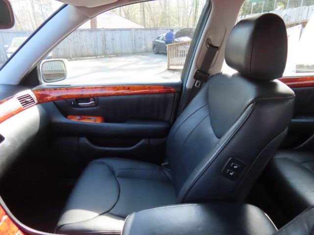 Used 2005 Lexus LS 430 image 24