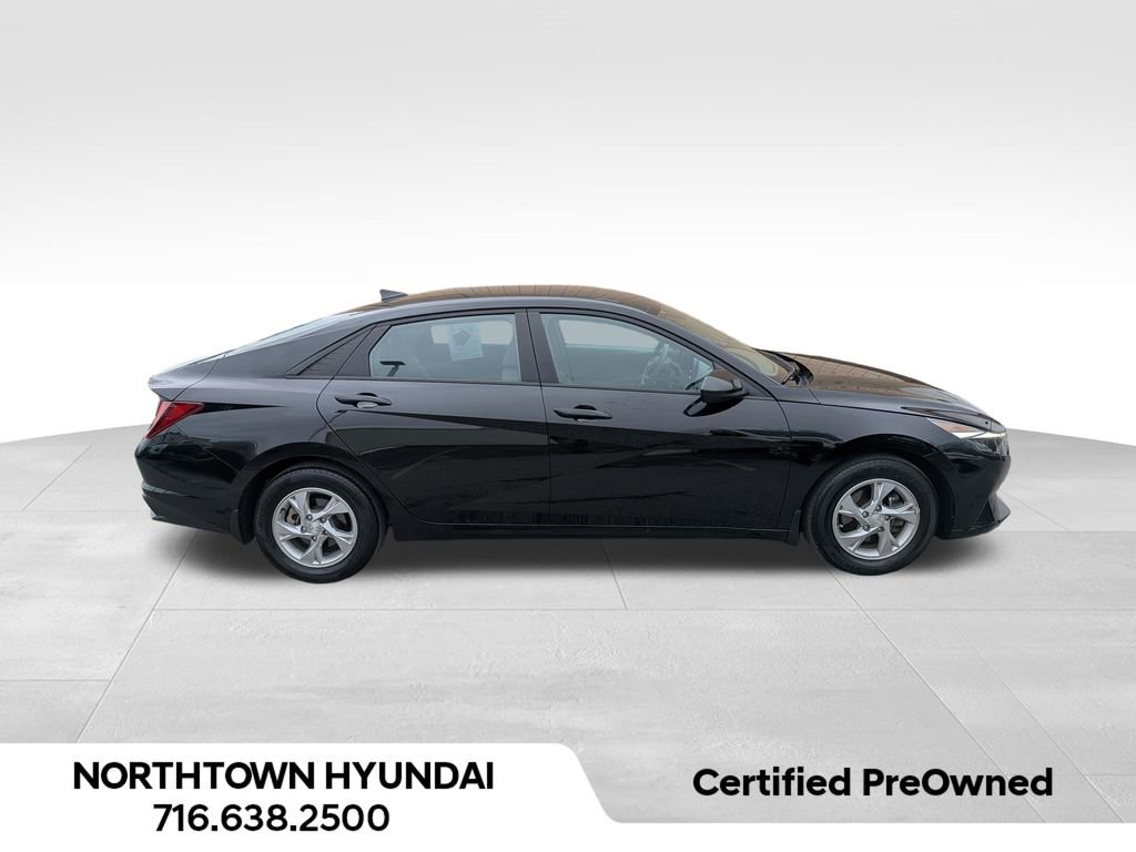 Certified 2023 Hyundai Elantra SE image 13