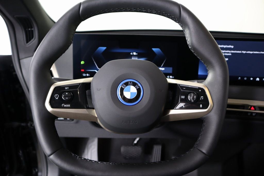 New 2025 BMW iX xDrive50 w/ Premium Package image 4