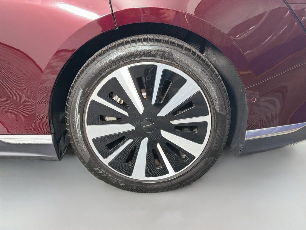Used 2023 Lucid Air Pure AWD/4WD image 31