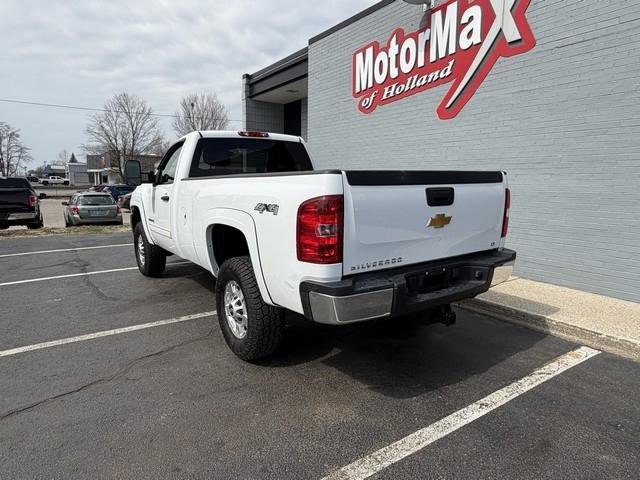 Used 2013 Chevrolet Silverado 2500 LT w/ Snow Plow Prep Package AWD/4WD image 10